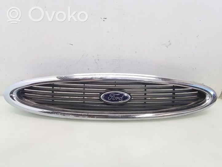 Ford Mondeo MK II Grotelės viršutinės 96BG8200CMW