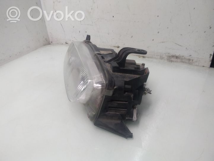 Mazda 323 F Faro/fanale 082161128