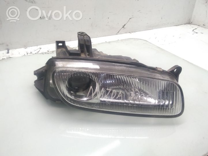 Mazda 323 F Faro/fanale 11061708