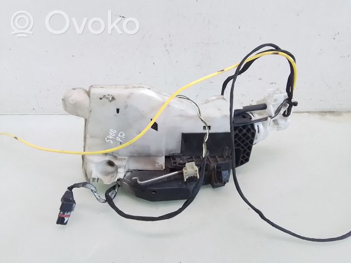 Mercedes-Benz S W220 Front door lock 2207206835