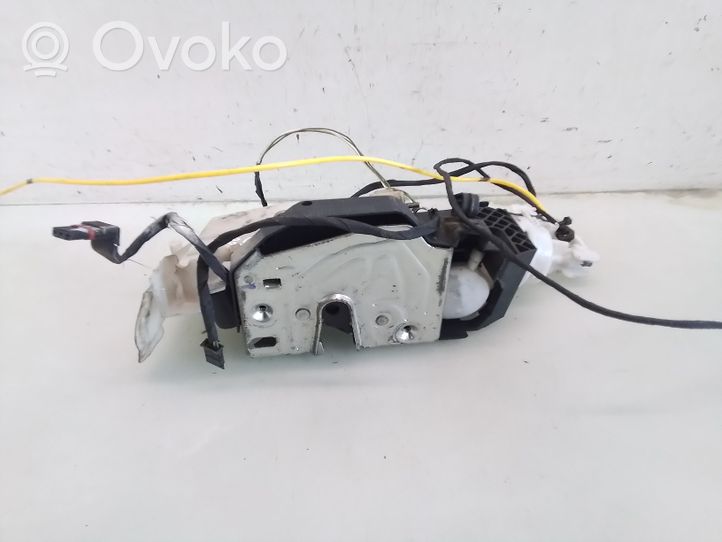 Mercedes-Benz S W220 Front door lock 2207206835