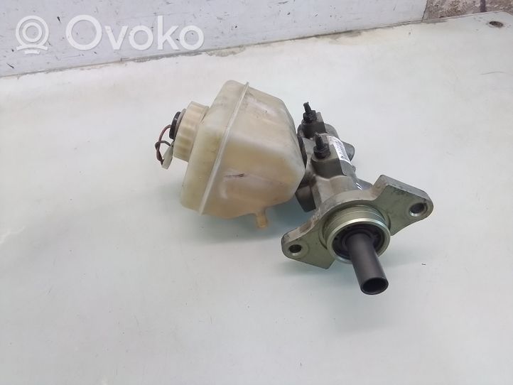 Mercedes-Benz ML W163 Master brake cylinder 26212502003