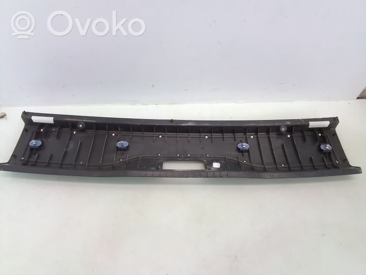 Opel Zafira B Bagažinės slenksčio apdaila 322225228