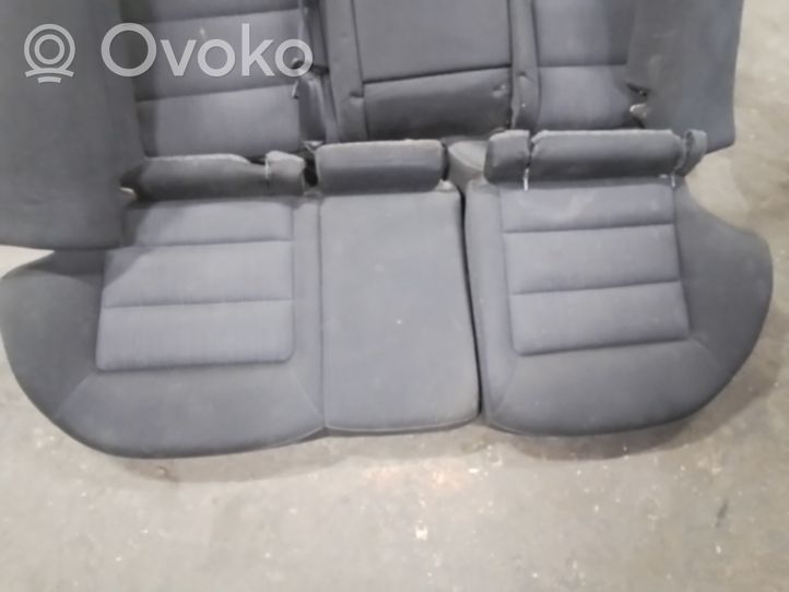 Skoda Octavia Mk2 (1Z) Istuimien ja ovien verhoilusarja 