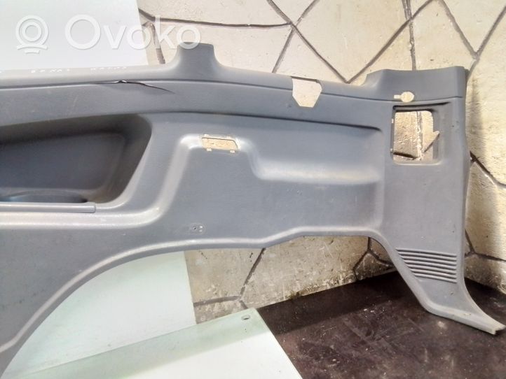 Ford Maverick Rivestimento pannello laterale del bagagliaio/baule 0769000F050