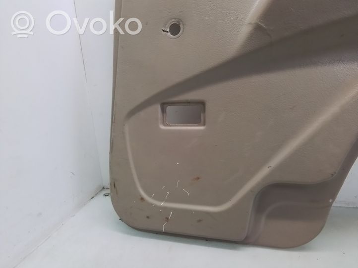 Nissan Terrano Takaoven verhoilu 