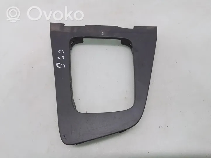 Volvo S60 Rivestimento in plastica cornice della leva del cambio 9184816