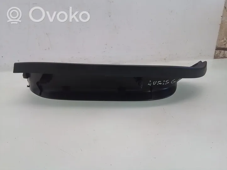 Toyota Auris 150 Takaluukun/tavaratilan sivuverhoilu 6793802030