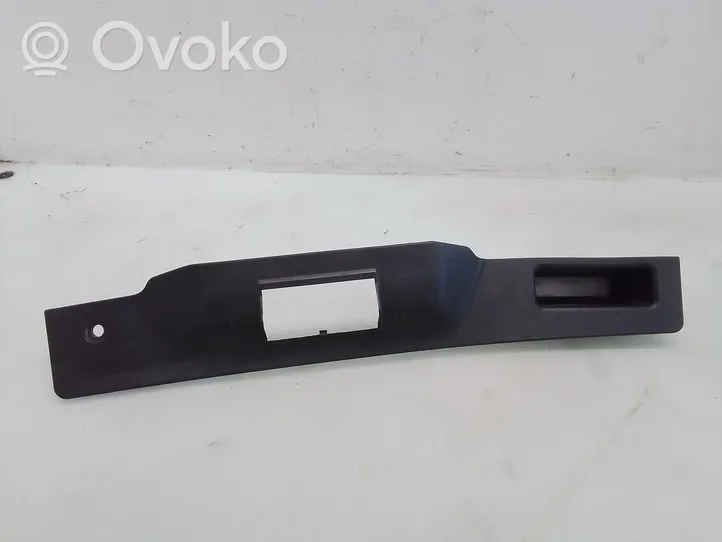 Opel Astra H Tailgate/boot lid lock trim 332004790