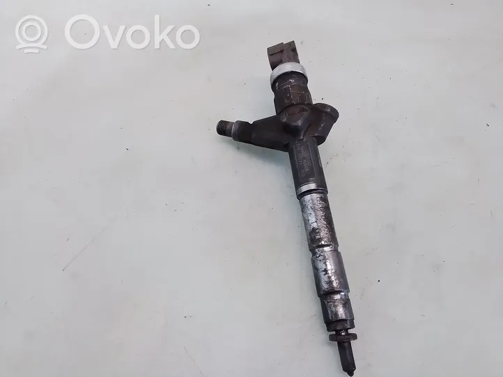 Nissan X-Trail T30 Injecteur de carburant 16600AU600