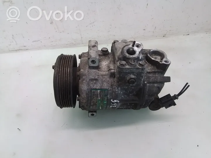 Audi A3 S3 8P Ilmastointilaitteen kompressorin pumppu (A/C) 1K0820803G