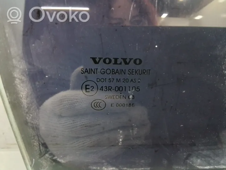 Volvo V70 Vetro del finestrino della portiera posteriore 