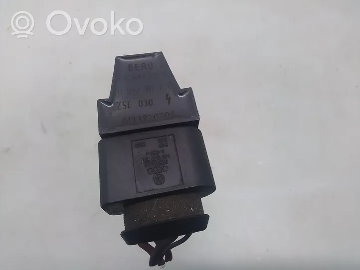 Volkswagen Golf IV High voltage ignition coil 0040102030