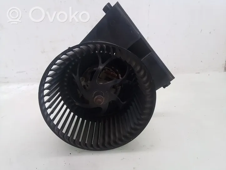 Volkswagen Golf IV Mazā radiatora ventilators 1J1819021A