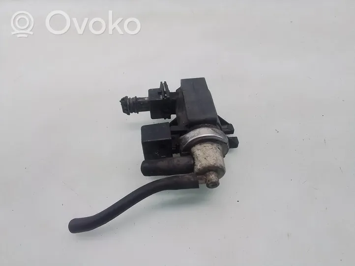 Opel Astra G Zawór podciśnienia / Elektrozawór turbiny 72190338