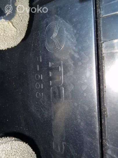 Mazda 6 Panneau de garniture tableau de bord 