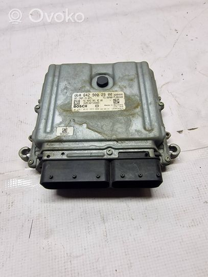 Mercedes-Benz E W212 Unité de commande, module ECU de moteur A6429002900