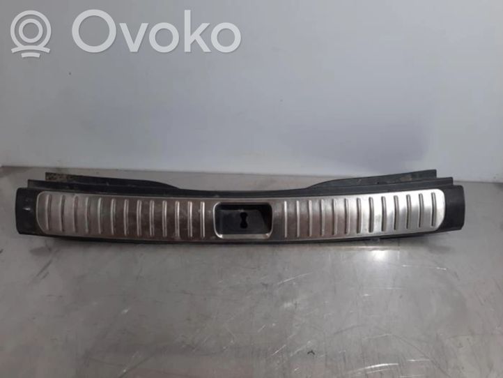 85770D9500 KIA Sportage Antitheft wheel nuts and lock, 35.00 € RRR