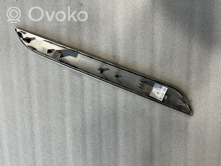 Audi Q3 8U Takaoven verhoilu (käytetyt) 8U0867419