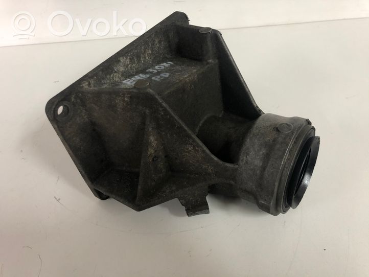 BMW 3 E46 Staffa del cuscinetto di supporto dell’albero di trasmissione 7500851