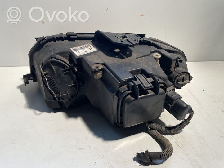 Volkswagen Sharan Lampa przednia 0301206202