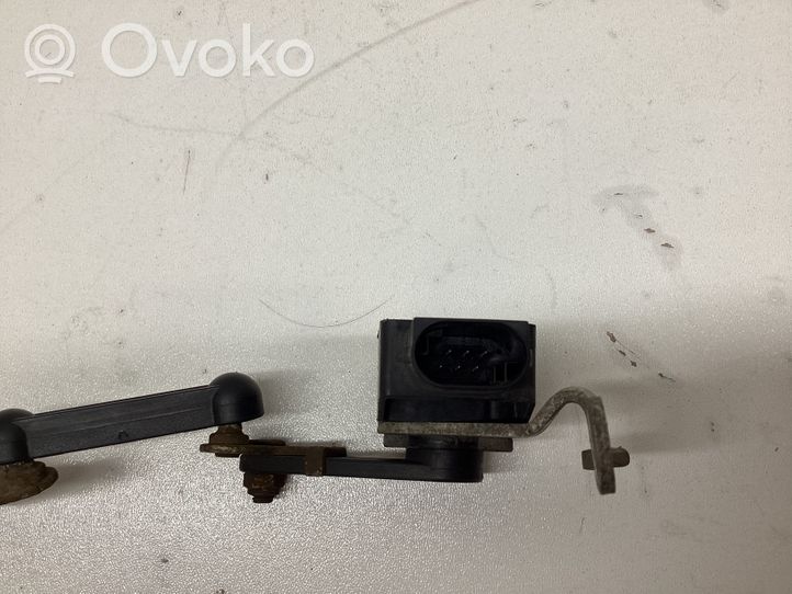 BMW 6 F06 Gran coupe Rear height level sensor lever 25916010