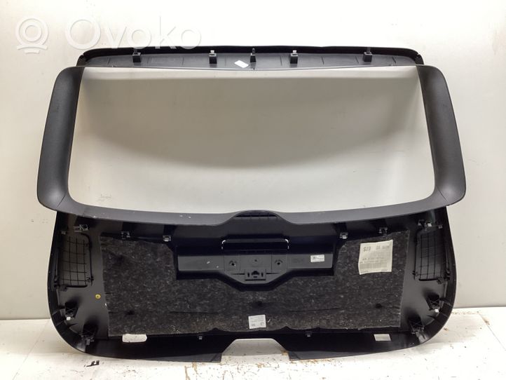 Volkswagen Touareg II Rivestimento inferiore 7P6867601C