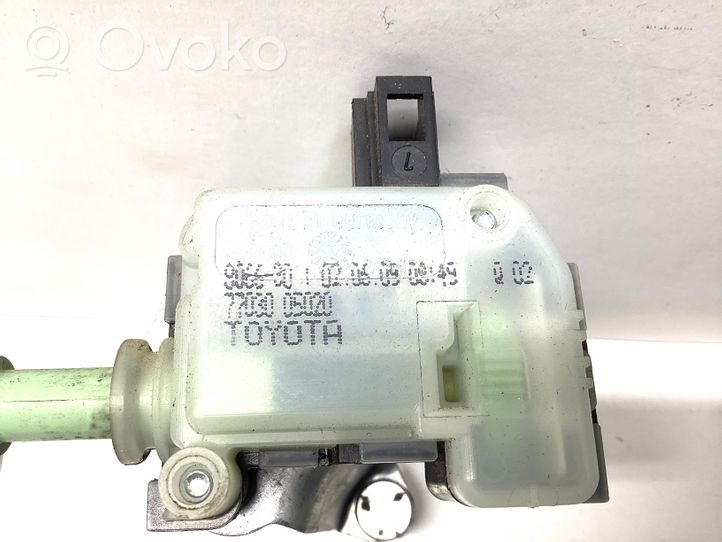 Toyota Avensis T270 Degvielas tvertnes elektriskā slēdzene 7703005020