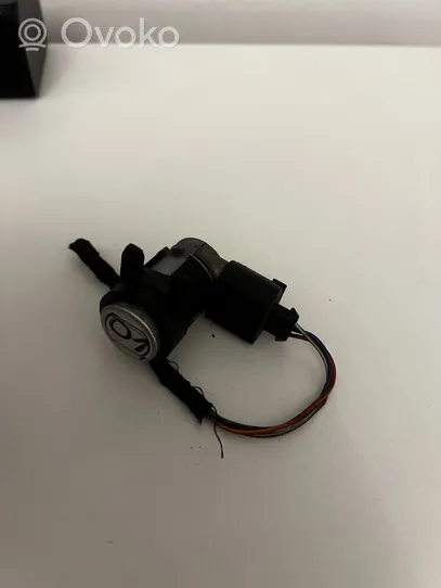 Audi A8 S8 D2 4D Parking PDC sensor 4B0919275A