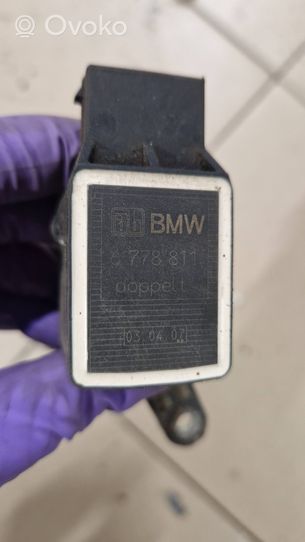 BMW 5 E60 E61 Czujnik poziomowania świateł osi przedniej 6778811