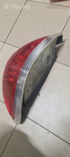 BMW 7 E65 E66 Lampa tylna 6937235