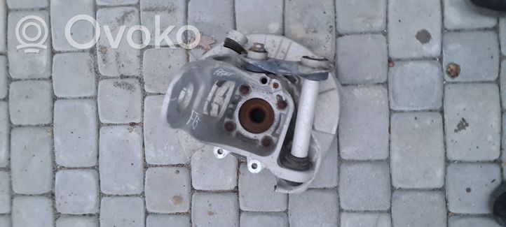 BMW X5 F15 Achsschenkel hinten 6770983