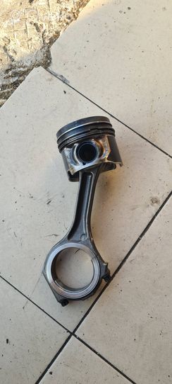 Audi A8 S8 D3 4E Piston avec bielle 81L90