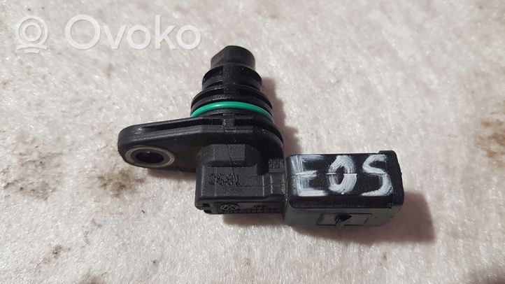 Volkswagen Eos Czujnik pozycji wału rozrządu 030907601E