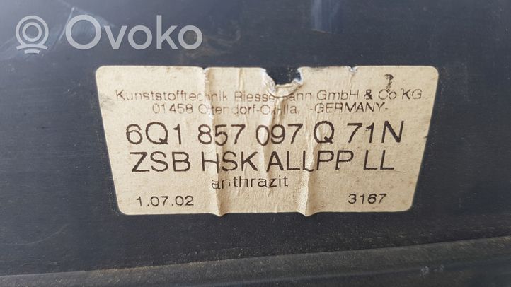 Volkswagen Polo Schowek deski rozdzielczej / Komplet 6Q1857097