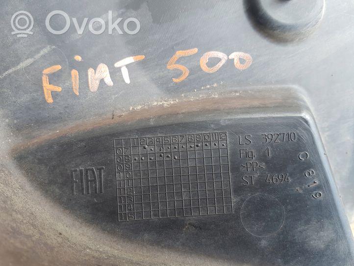 Fiat 500 Kita variklio skyriaus detalė 392710
