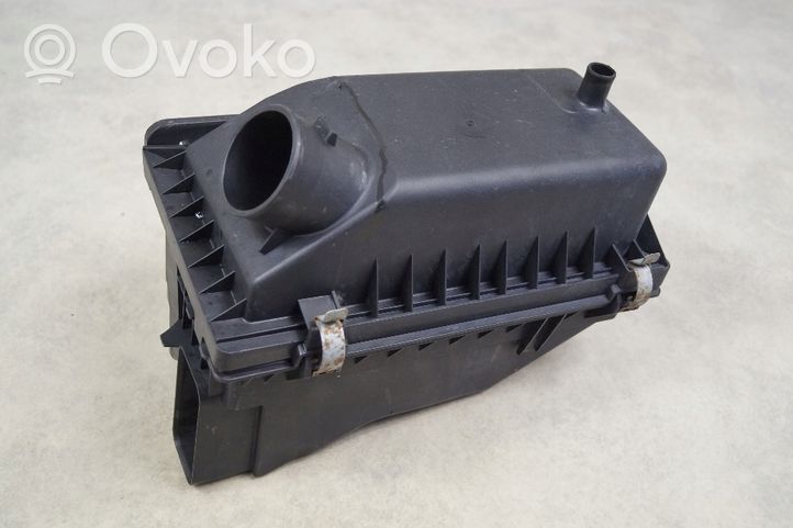 Jeep Patriot Boîtier de filtre à air 04891700AB