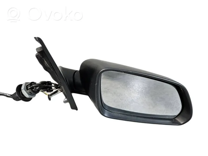 Volkswagen Polo IV 9N3 Coupe wind mirror (mechanical) 