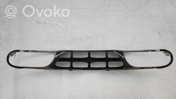 Ford Explorer Front bumper upper radiator grill 