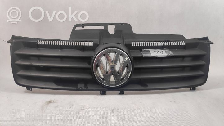 Volkswagen Polo Grotelės viršutinės 6q0853651