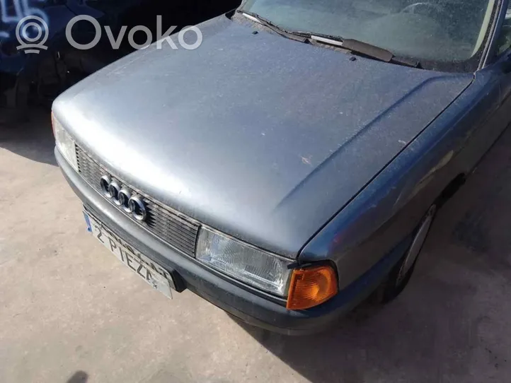 Audi 80 B1 Dzinēja pārsegs (vāks) 