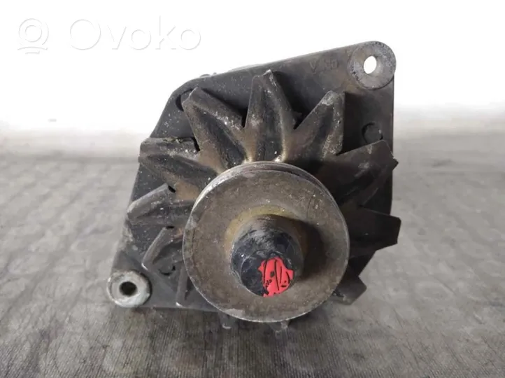 Renault Clio I Generatore/alternatore A13N110