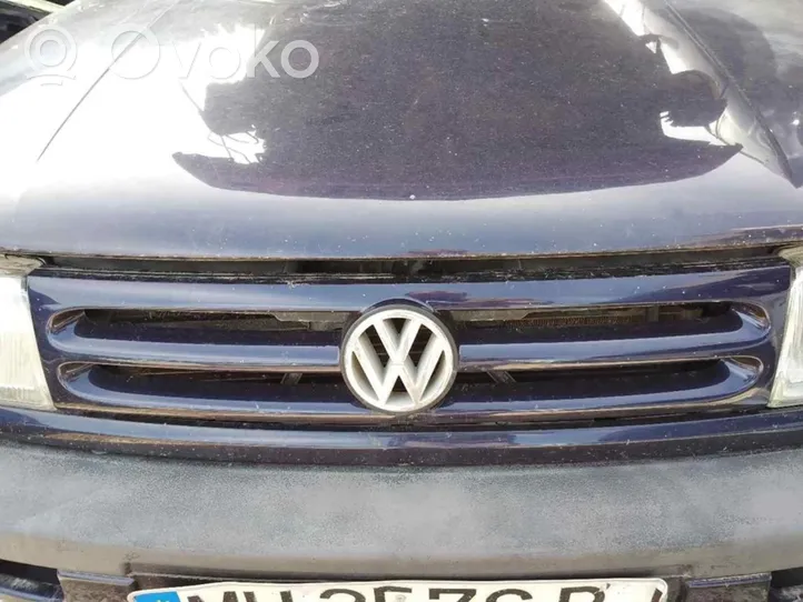 Volkswagen Vento Etusäleikkö 