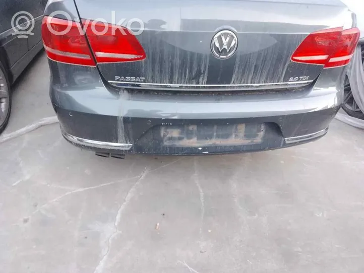 Volkswagen PASSAT Stoßstange Stoßfänger 