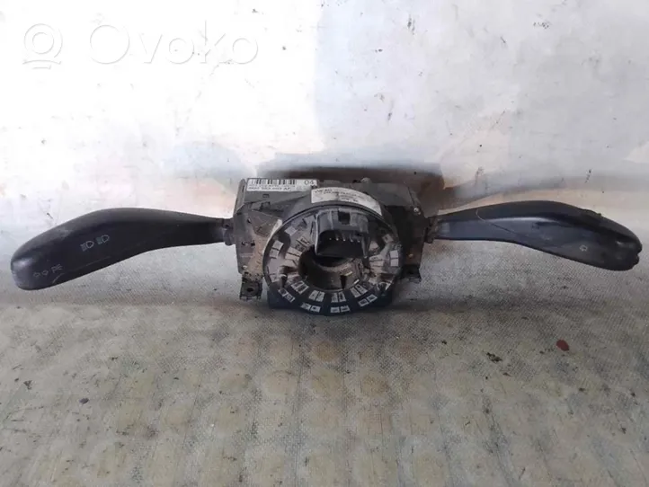 Volkswagen Polo Manetka / Przełącznik kierunkowskazów wycieraczek 6Q0953503AF