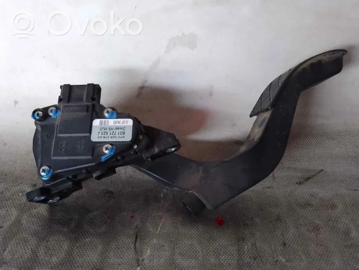 Volkswagen PASSAT Accelerator throttle pedal 8D1721523J