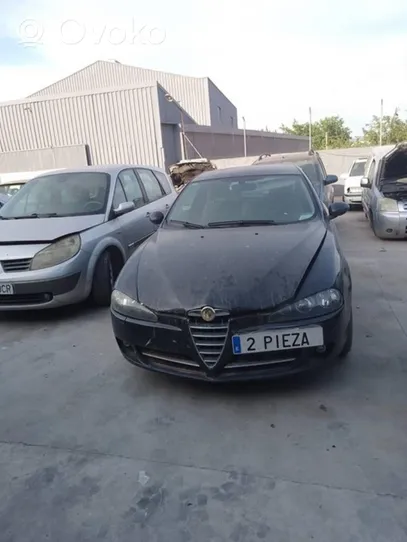 Alfa Romeo 166 Etukulmapaneeli 124611012264