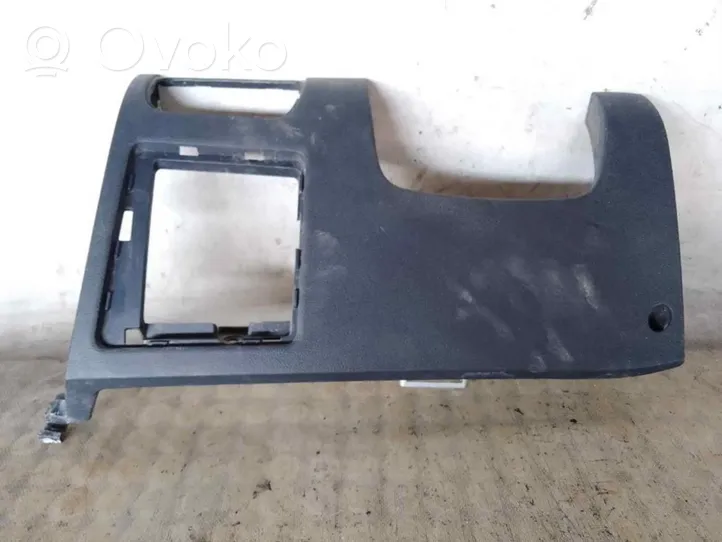 KIA Rio Osłona tylnej klapy 847501W050HU