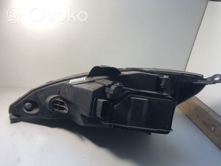 Ford Focus Faro/fanale 014003903