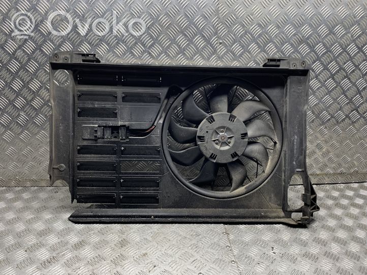 Audi A8 S8 D3 4E Ventilatore di raffreddamento elettrico del radiatore 4E0121205H